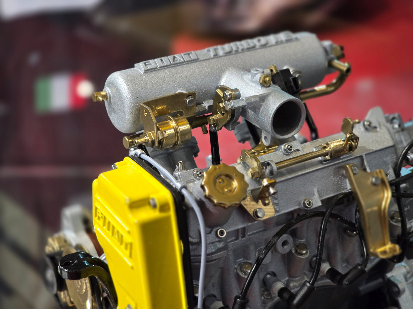 Uno Turbo i.e. scale engine 1:4 limited . Nr. 9 / 146
