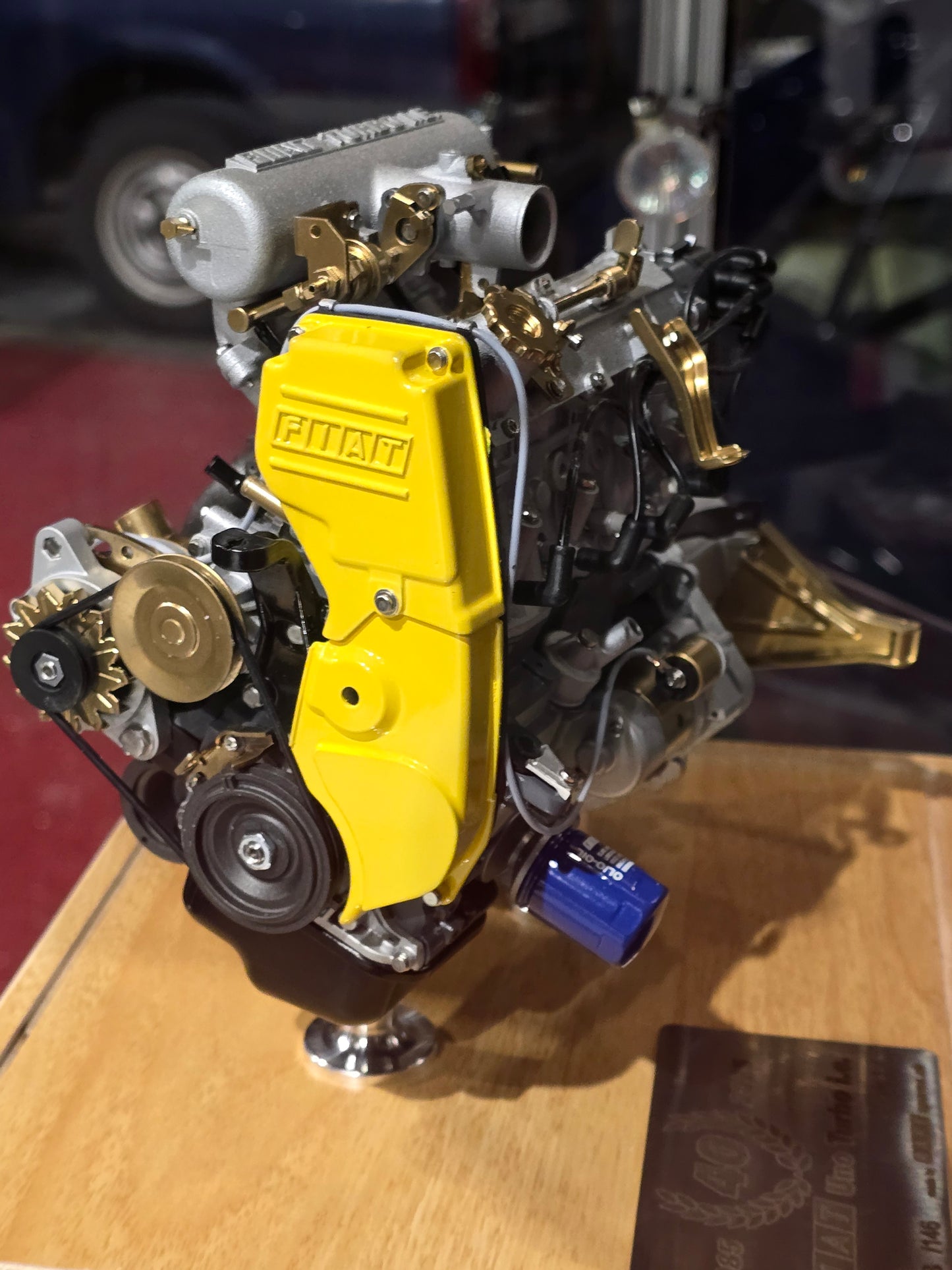 Uno Turbo i.e. scale engine 1:4 limited . Nr. 9 / 146