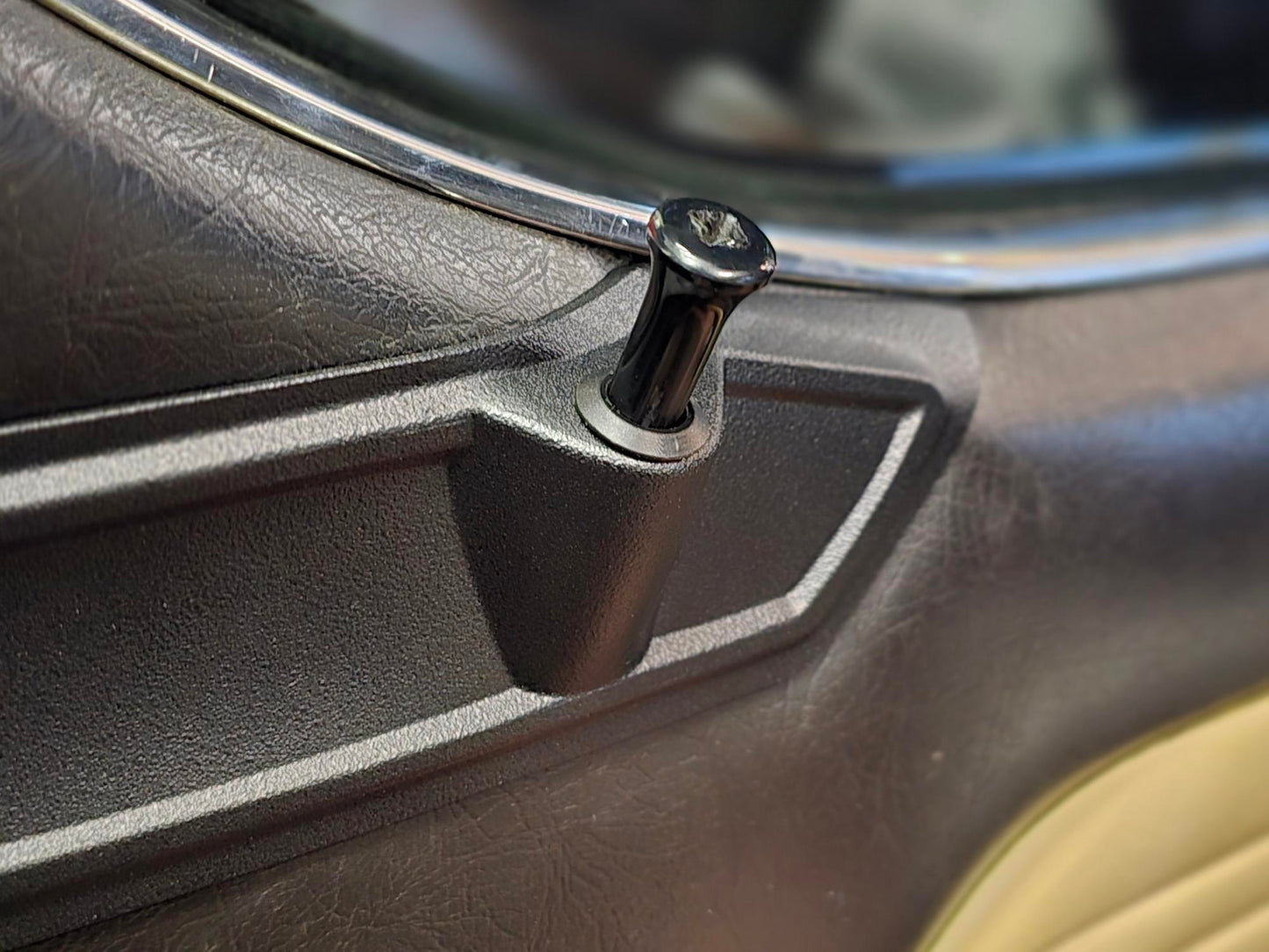 Alfa Montreal Door Pin Cover Set