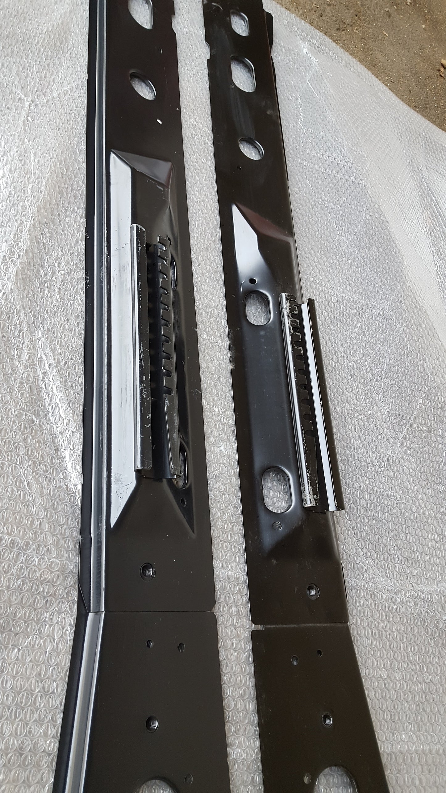 Innenschweller kompl. Paar  /  pair of inner sill repair panels   NOS